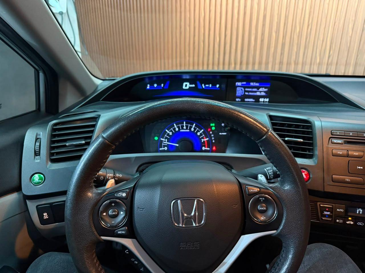 Foto numero 15 do veiculo Honda Civic LXR - Prata - 2015/2016