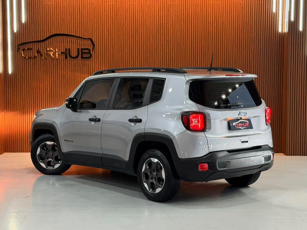 Foto numero 2 do veiculo Jeep Renegade 1.8 AT - Prata - 2019/2020