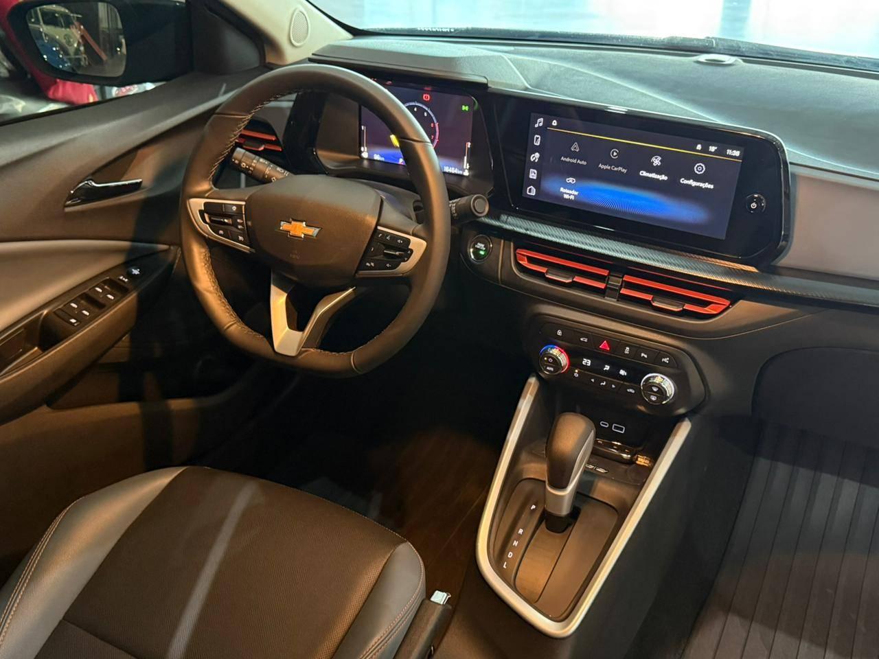 Foto numero 13 do veiculo Chevrolet Onix HEV/ 10TAT PR2 - Cinza - 2025/2026