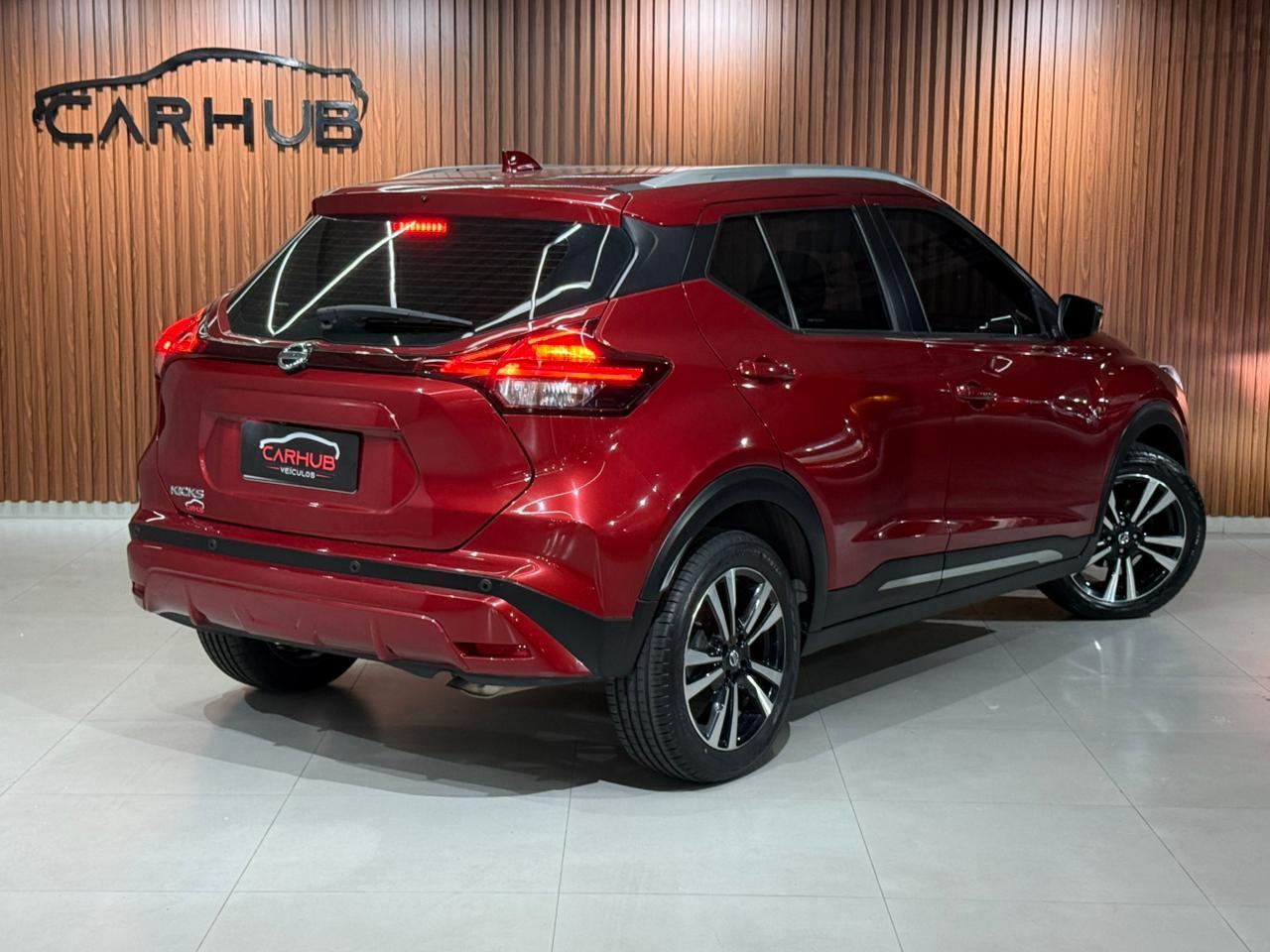 Foto numero 3 do veiculo Nissan Kicks ADVANCE CVT - Vermelha - 2022/2022