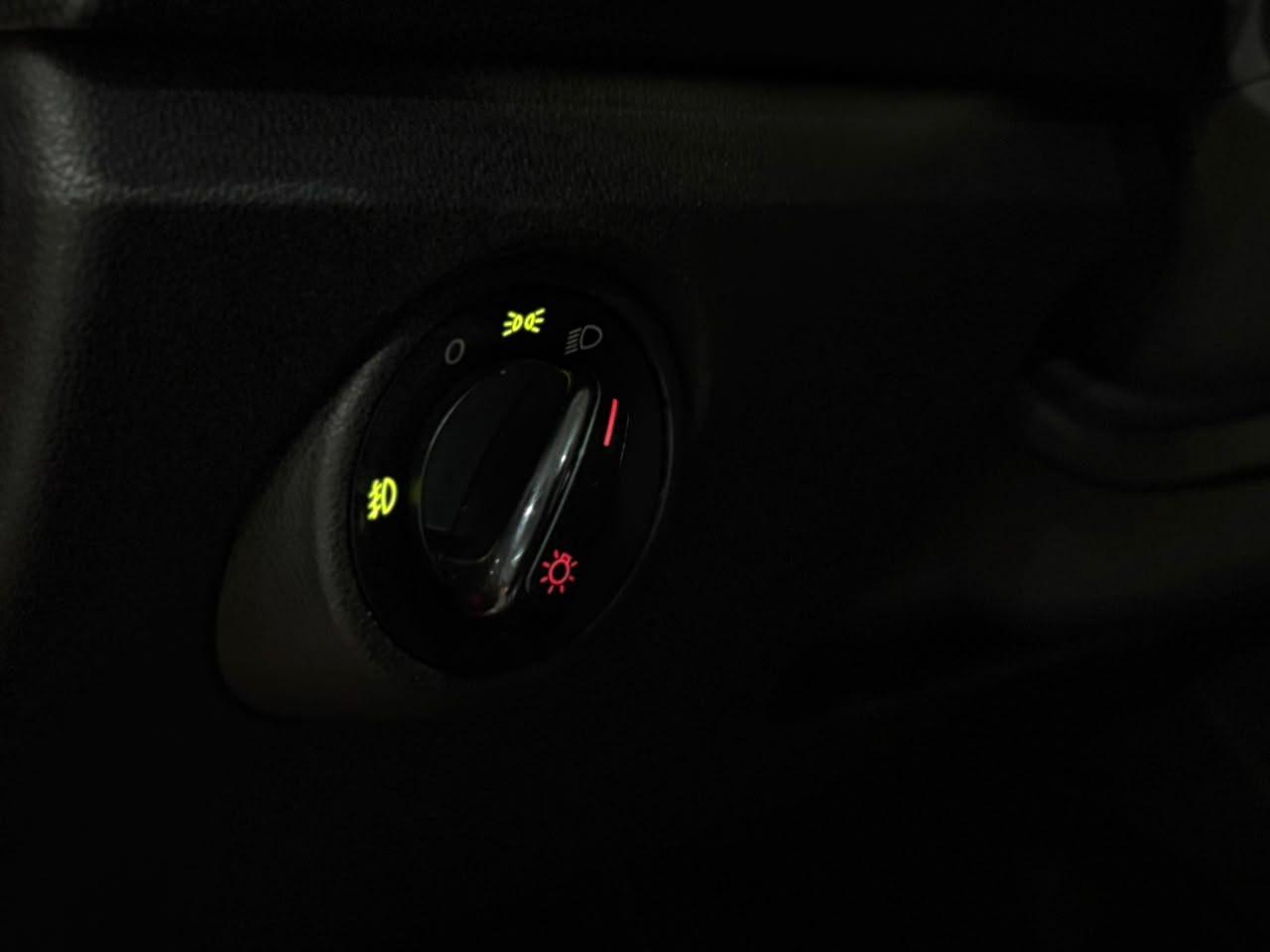 Foto numero 8 do veiculo Volkswagen Up move 1.0 TSI Total Flex 12V 5p - Vermelha - 2017/2018