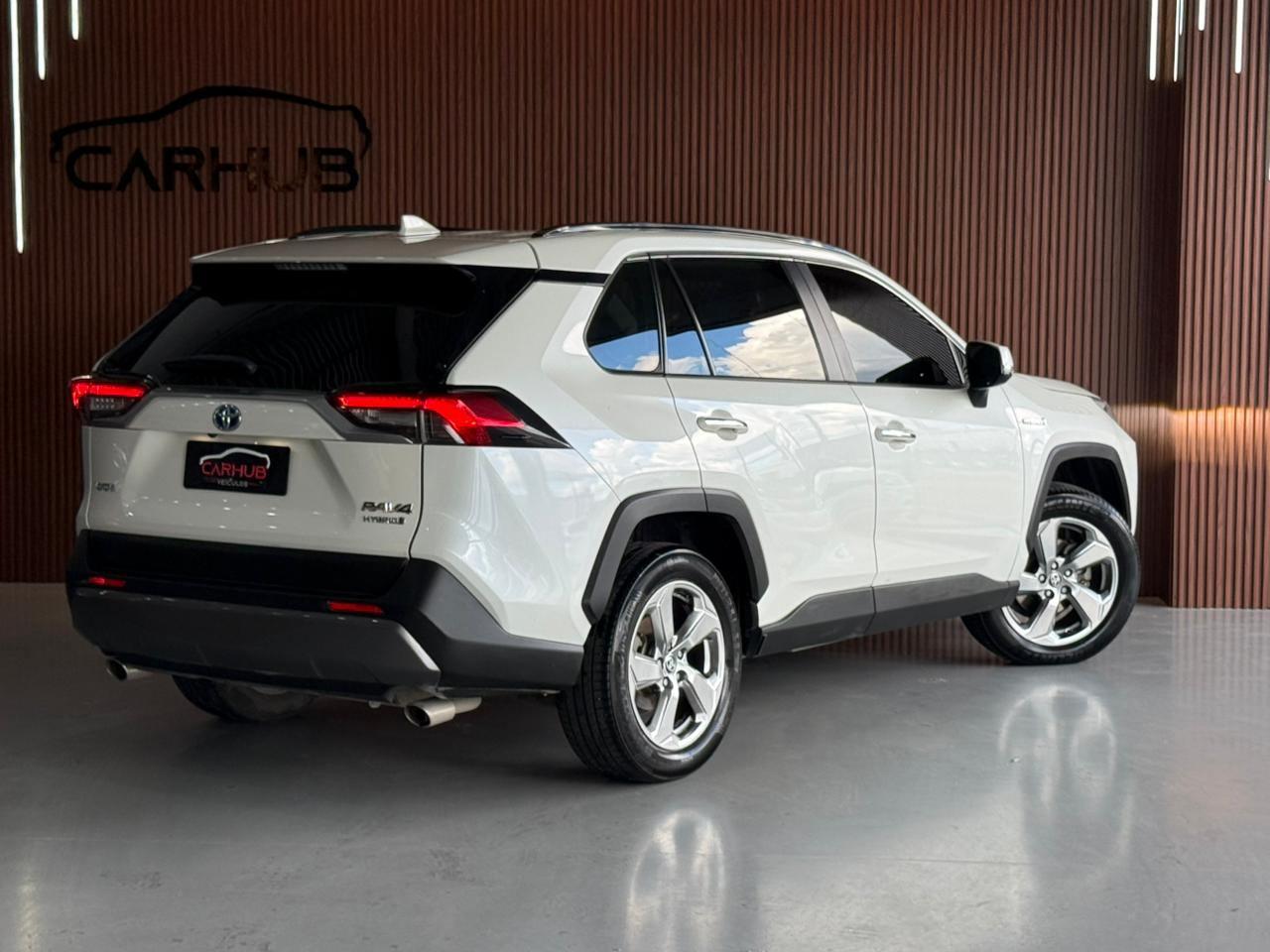 Foto numero 3 do veiculo Toyota RAV-4 - Branca - 2021/2021