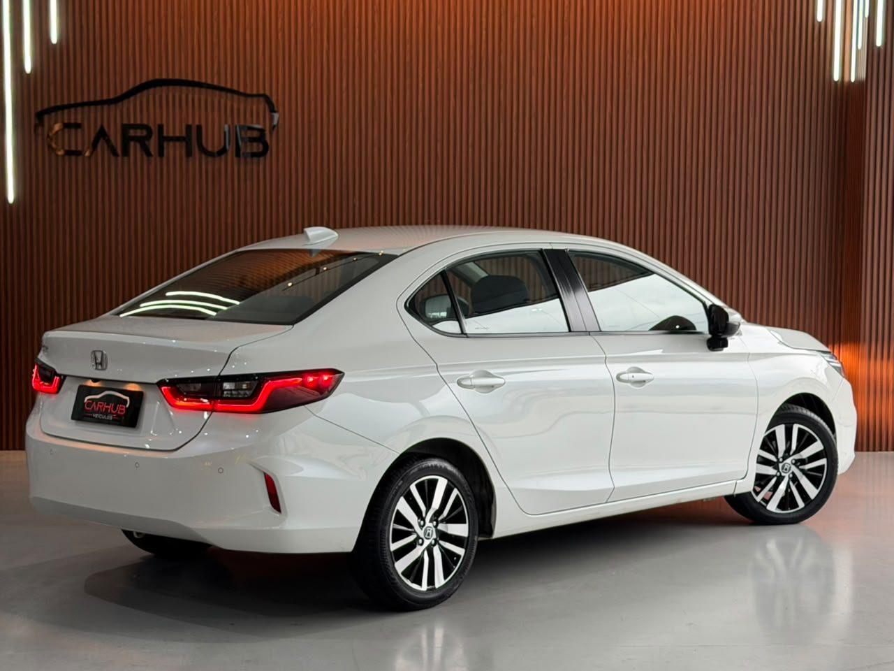 Foto numero 3 do veiculo Honda City Sedan EXL 1.5 Flex  16V 4p Aut.  - Branca - 2022/2022