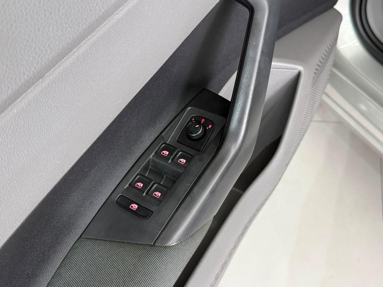 Foto numero 9 do veiculo Volkswagen Virtus W/ CL AD - Prata - 2021/2021