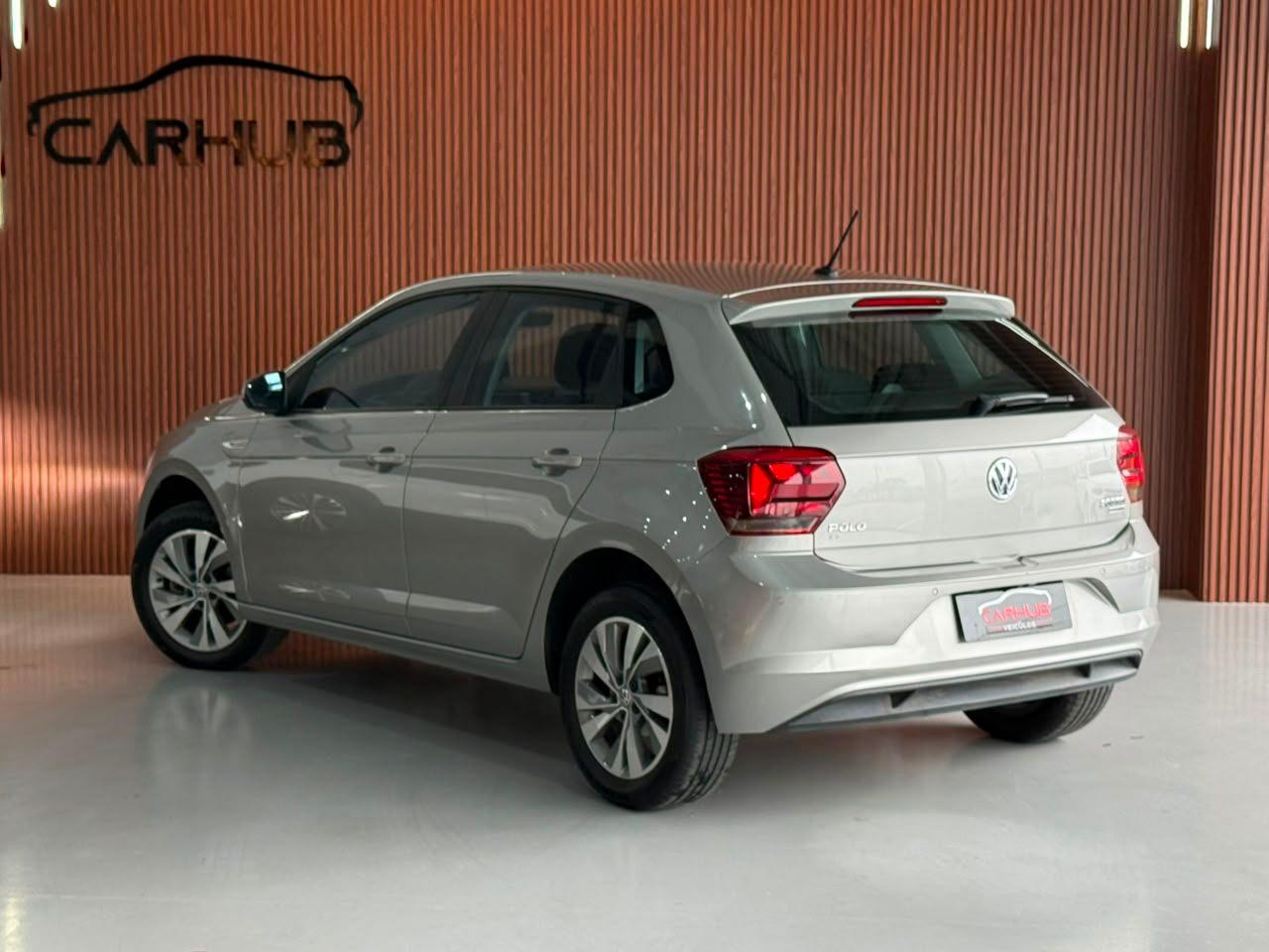 Foto numero 2 do veiculo Volkswagen Polo Comfort. 200 TSI 1.0 Flex 12V Aut.  - Prata - 2019/2020