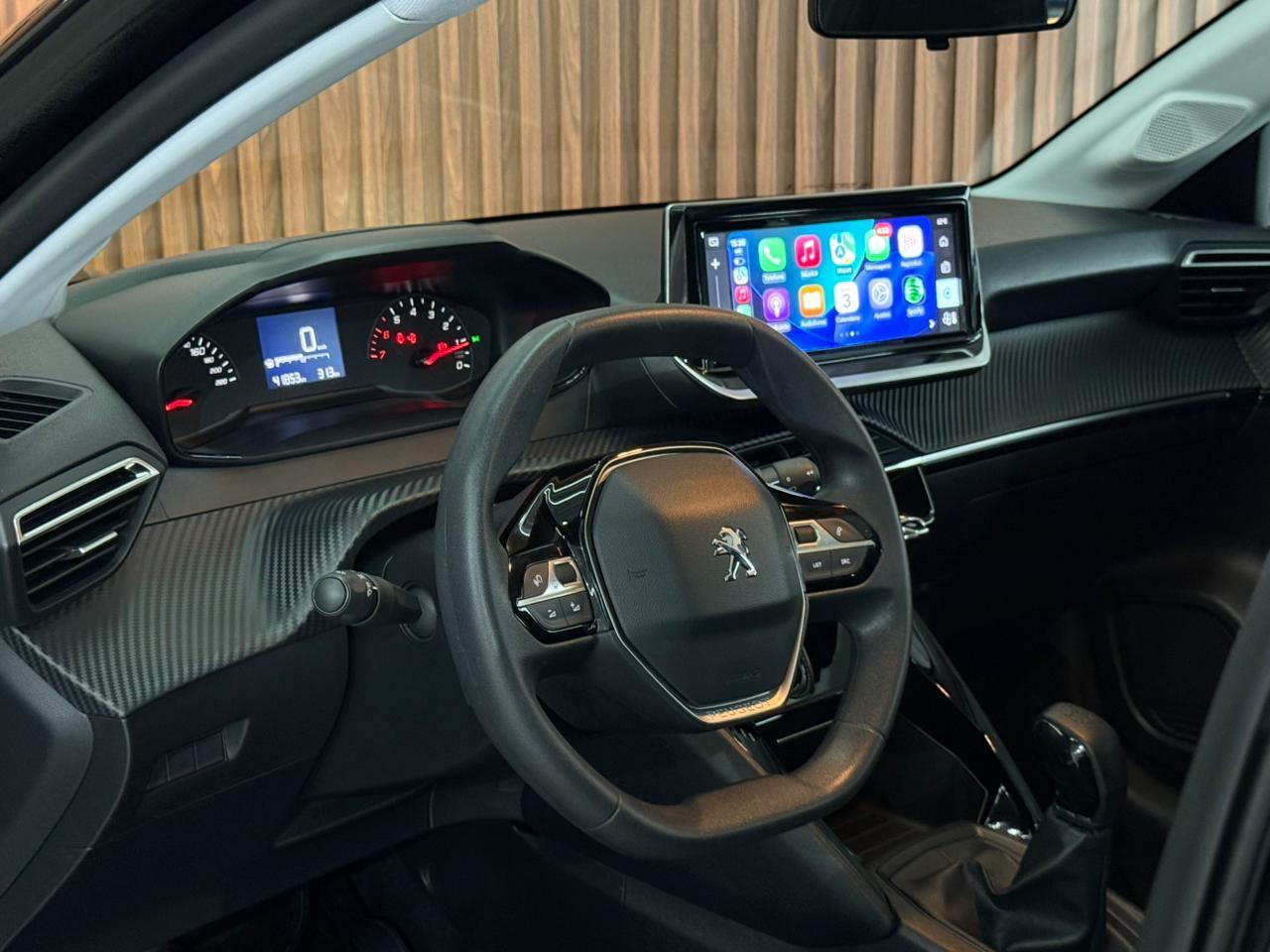 Foto numero 4 do veiculo Peugeot 208 Style /  MT - Preta - 2023/2023