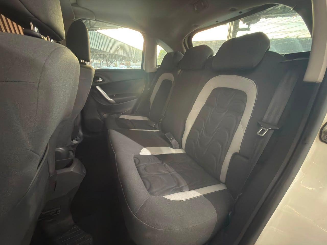 Foto numero 10 do veiculo Citroën C3 Tendance 1.5 Flex 8V 5p Mec. - Branca - 2014/2015