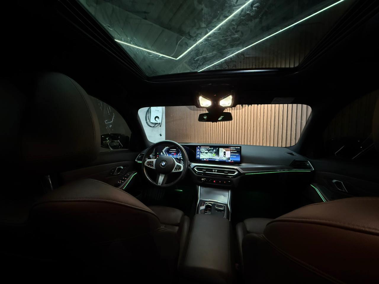 Foto numero 18 do veiculo BMW 320i M SPORT FLEX - Preta - 2024/2024