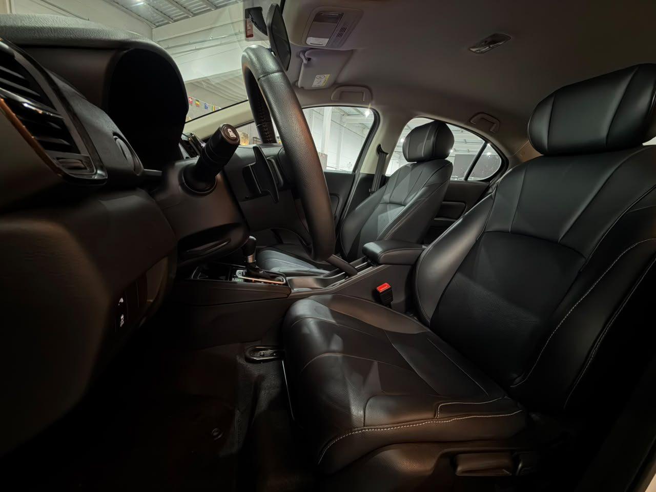 Foto numero 13 do veiculo Honda City Sedan EXL 1.5 Flex  16V 4p Aut.  - Branca - 2022/2022