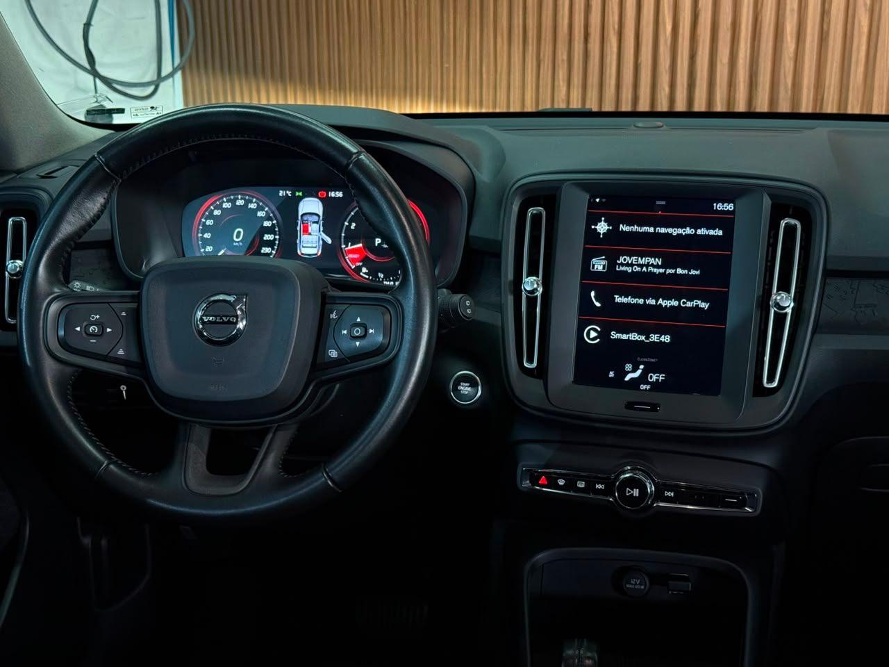 Foto numero 15 do veiculo Volvo XC40 T-4 2.0 190cv FWD  - Preta - 2018/2019