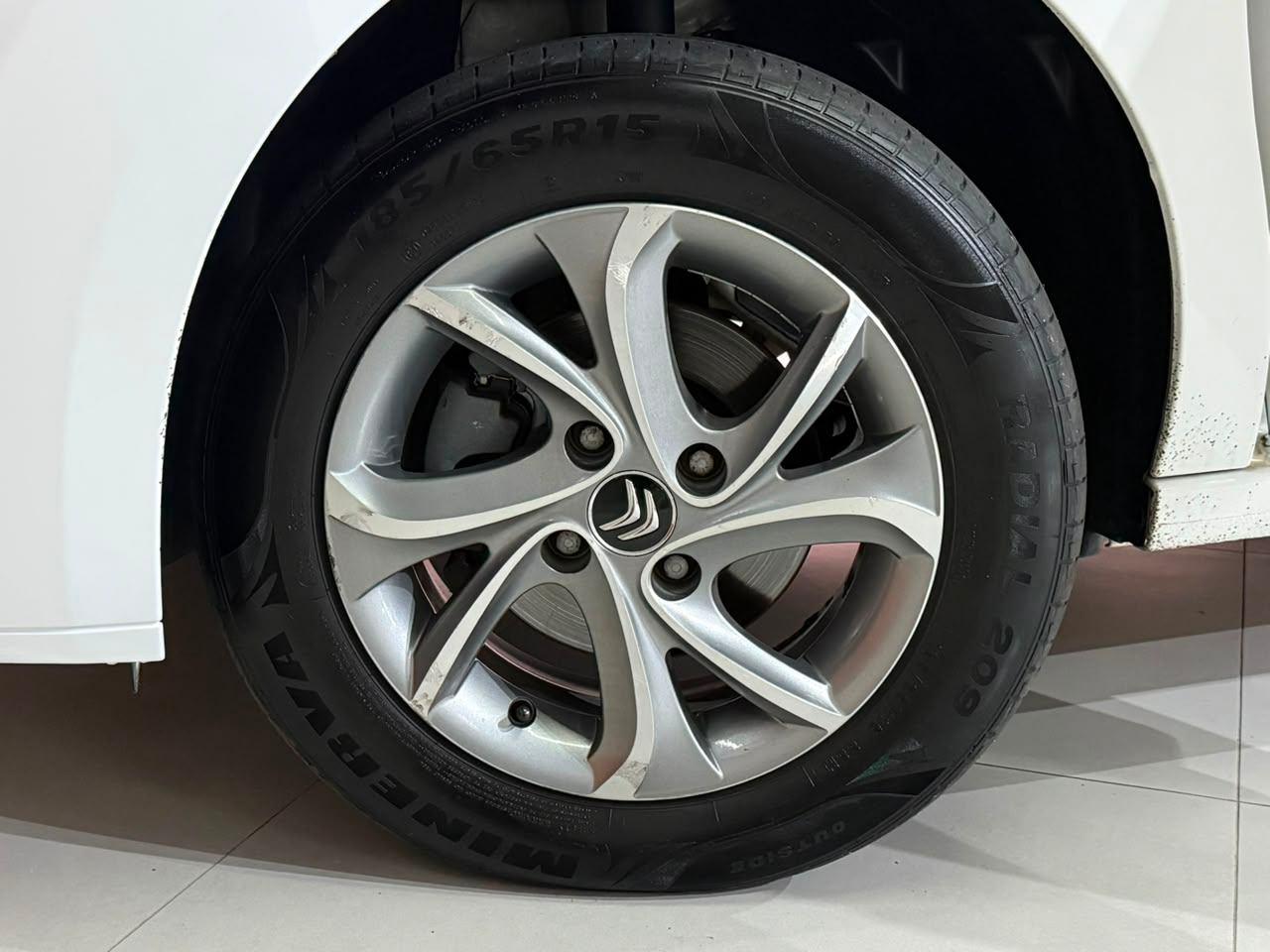 Foto numero 16 do veiculo Citroën C3 Tendance 1.6 VTi Flex Start 16V Aut.  - Branca - 2016/2017