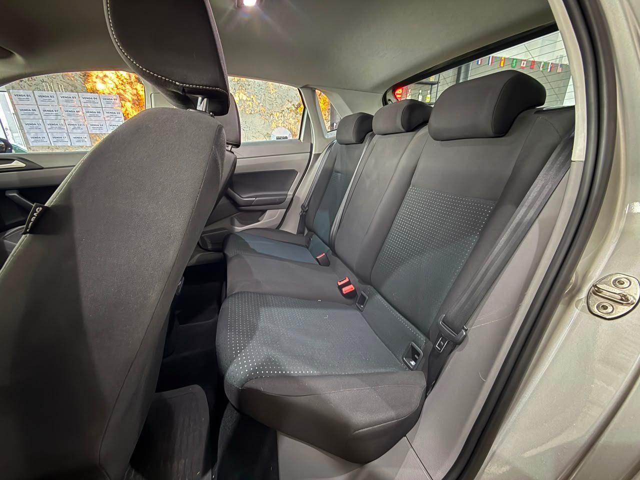 Foto numero 11 do veiculo Volkswagen Polo Comfort. 200 TSI 1.0 Flex 12V Aut.  - Prata - 2019/2020
