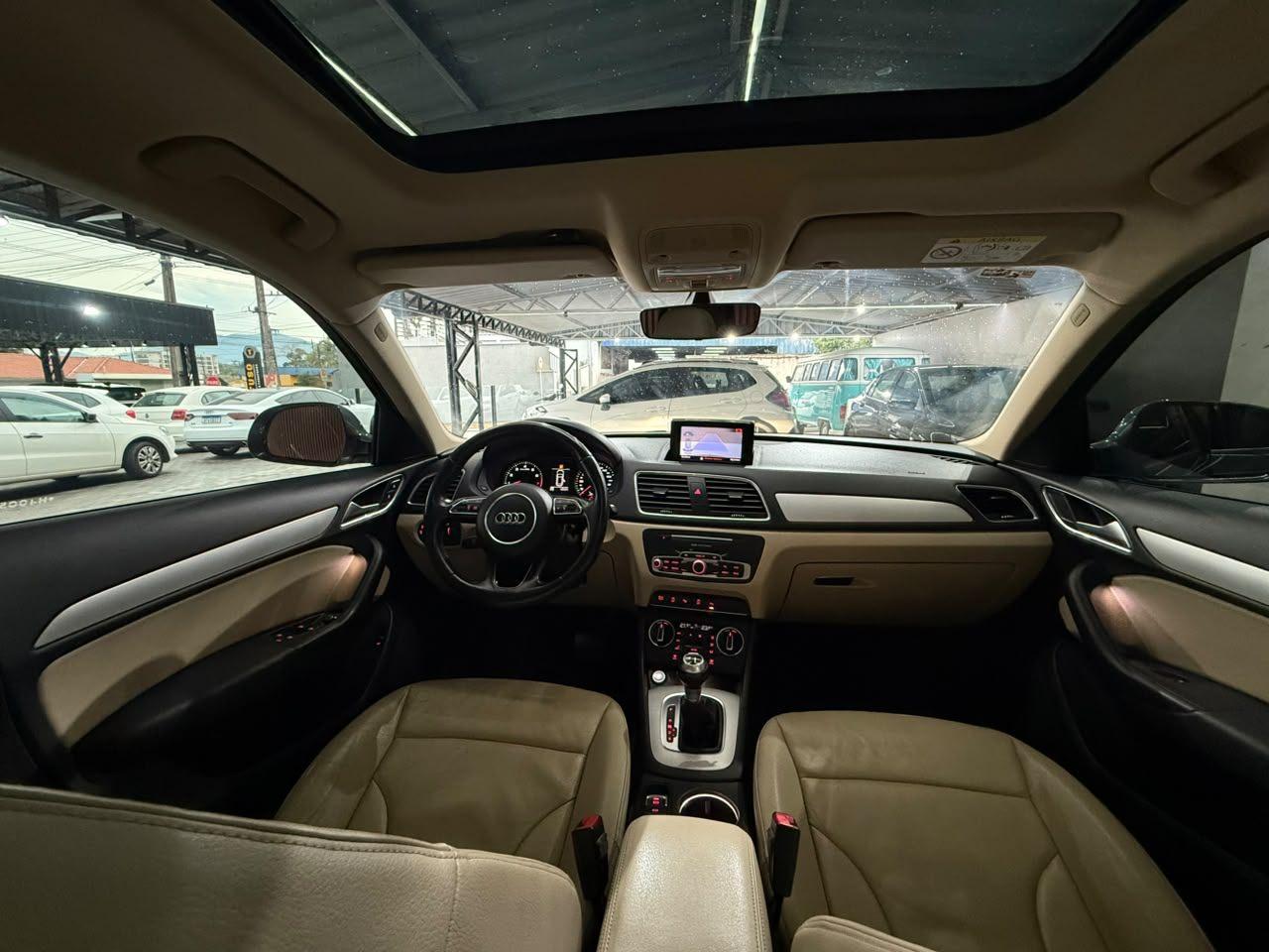 Foto numero 19 do veiculo Audi Q3 1.4 TFSI/TFSI Flex S-tronic 5p - Cinza - 2017/2017