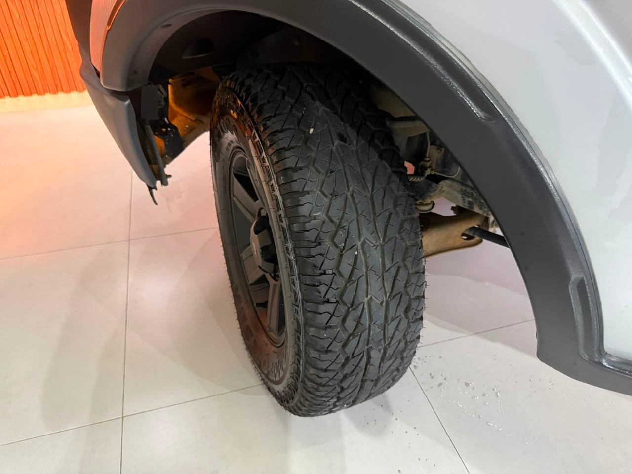 Foto numero 12 do veiculo Ford Ranger /  XLS 10A - Prata - 2010/2011