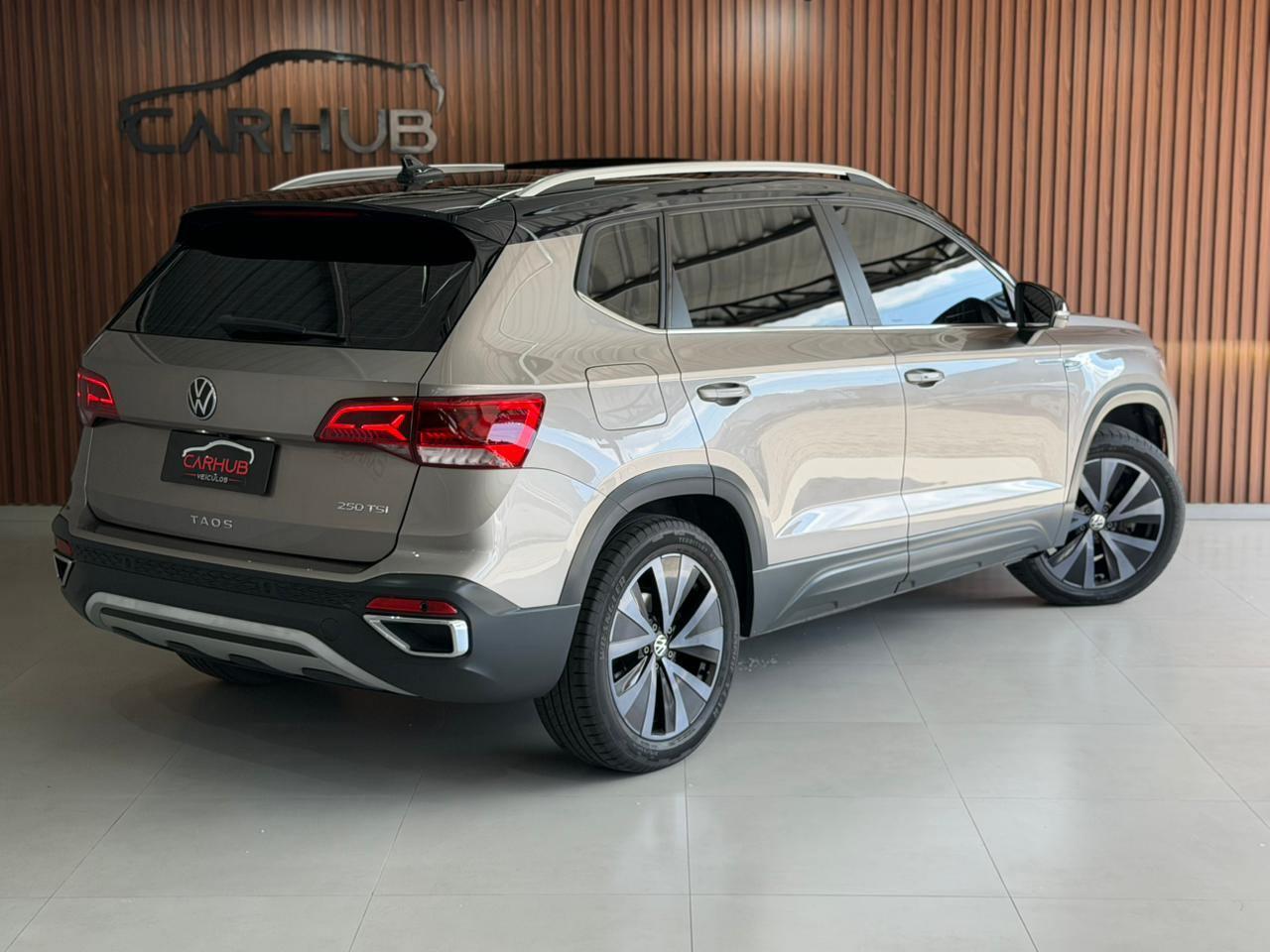 Foto numero 3 do veiculo Volkswagen Taos TAOS HL TSI - Bege - 2022/2022