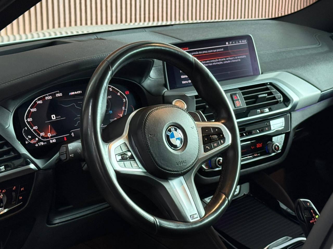 Foto numero 4 do veiculo BMW X4 M40i 3.0 Turbo 388cv Aut.  - Branca - 2020/2021
