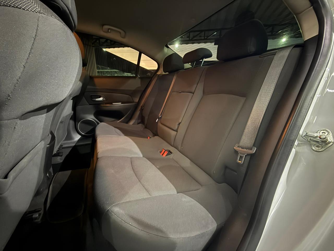 Foto numero 10 do veiculo Chevrolet Cruze LT NB - Branca - 2012/2012
