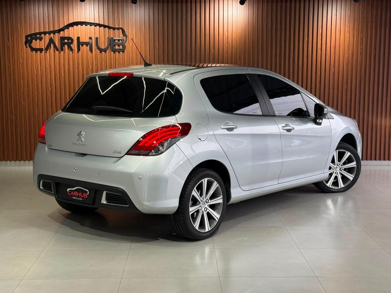 Foto numero 3 do veiculo Peugeot 308 Griffe 1.6 Turbo Flex 16V 5p Aut.  - Prata - 2016/2017