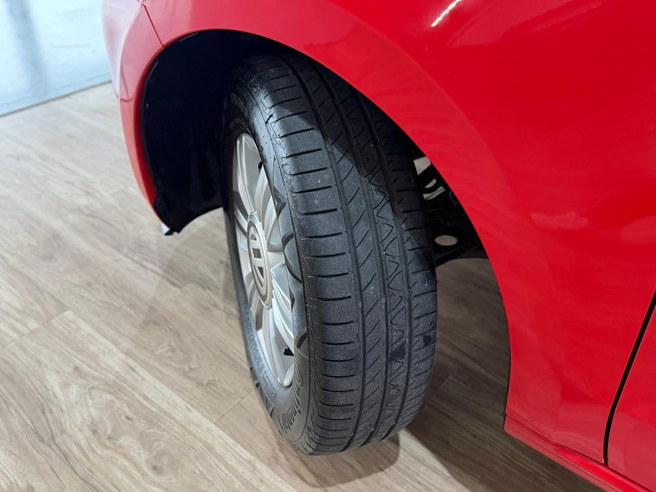 Foto numero 14 do veiculo Volkswagen Up move 1.0 TSI Total Flex 12V 5p - Vermelha - 2017/2018