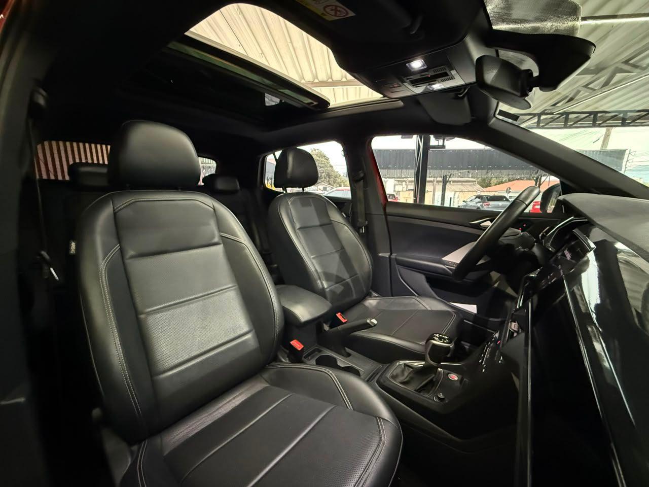 Foto numero 16 do veiculo Volkswagen T-Cross Hig. 250 TSI 1.4 Flex 16V 5p Aut  - Vermelha - 2022/2022