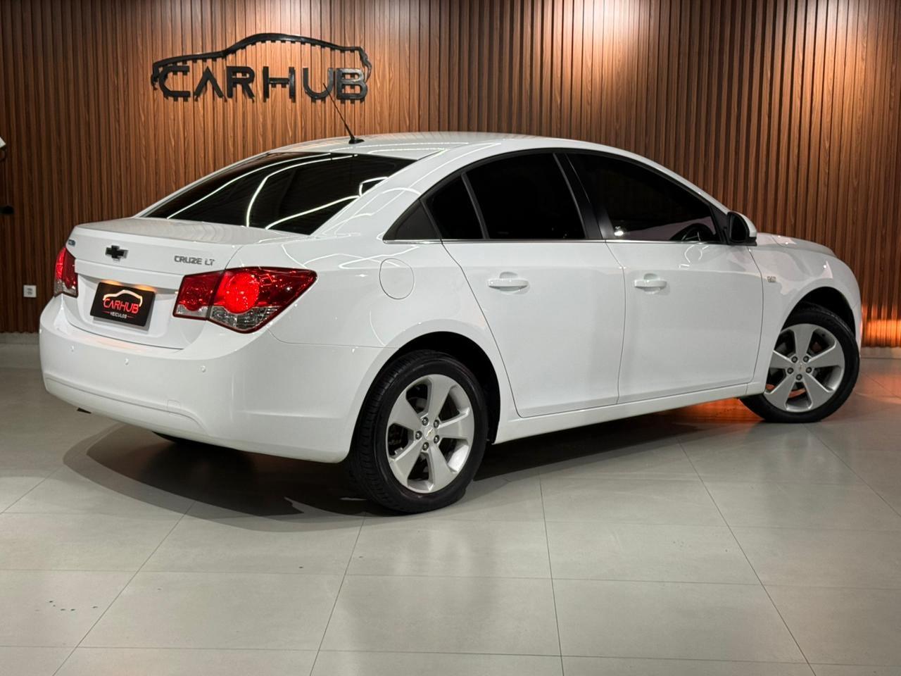 Foto numero 3 do veiculo Chevrolet Cruze LT NB - Branca - 2012/2012