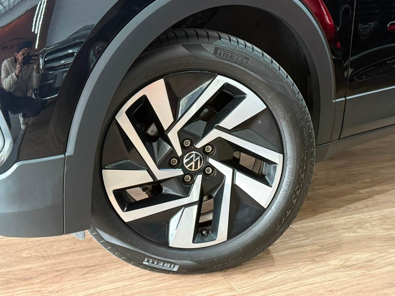 Foto numero 16 do veiculo Volkswagen T-Cross 200 TSI 1.0  Flex 12V 5p Aut. - Preta - 2024/2025
