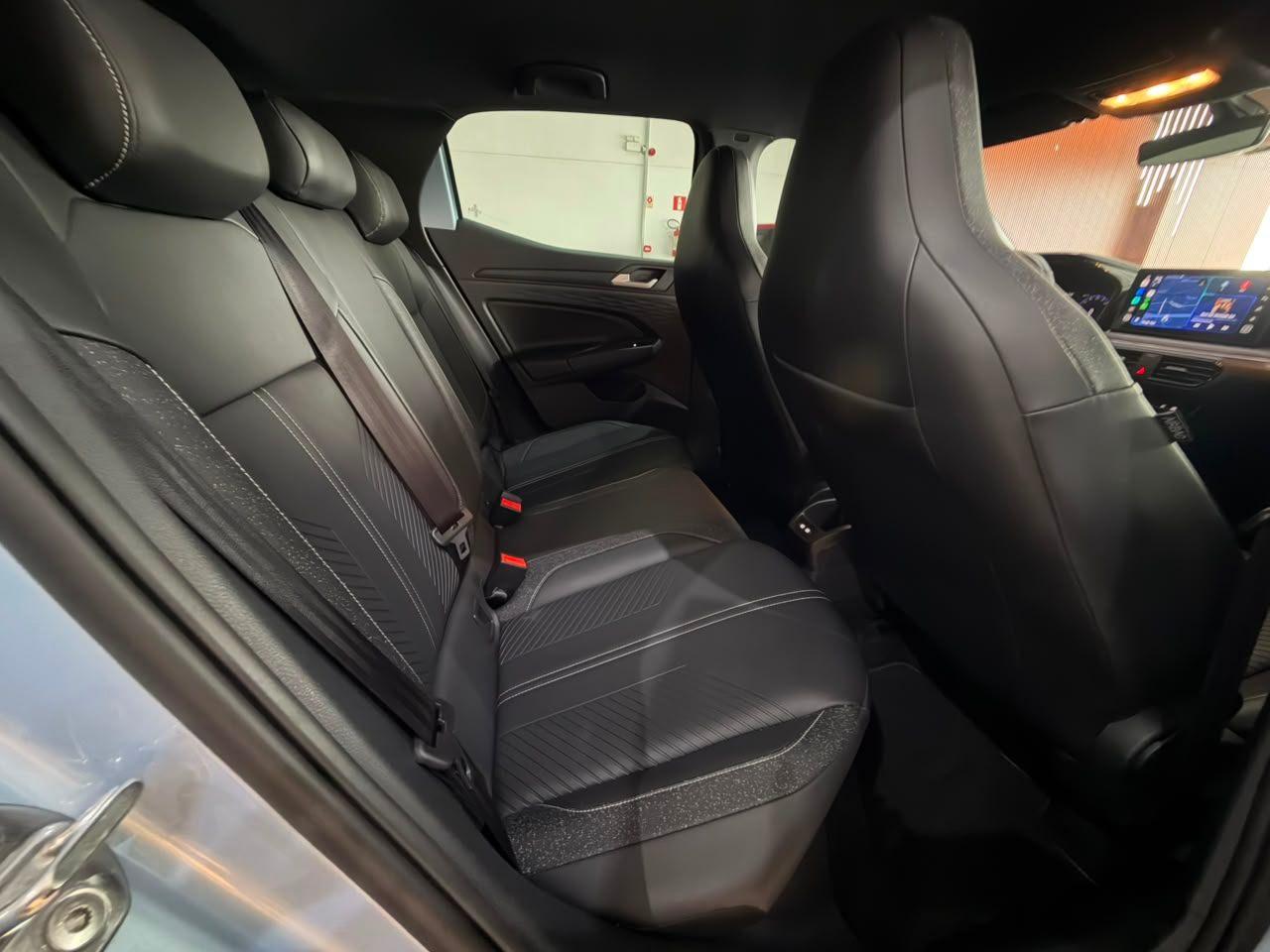 Foto numero 13 do veiculo Volkswagen Tera High 1.0 170 TSI Flex 12V 5p Aut - Prata - 2025/2026