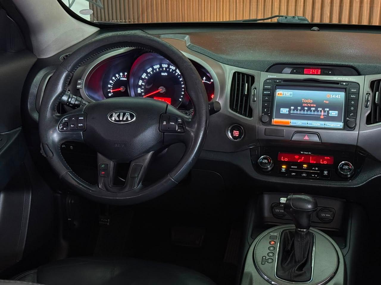 Foto numero 14 do veiculo Kia Sportage EX 2.0 16V/ 2.0 16V Flex Aut.  - Preta - 2014/2015