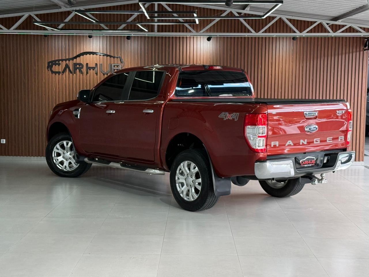 Foto numero 2 do veiculo Ford Ranger XLT 3.2 20V 4x4 CD Diesel - Vermelha - 2018/2019