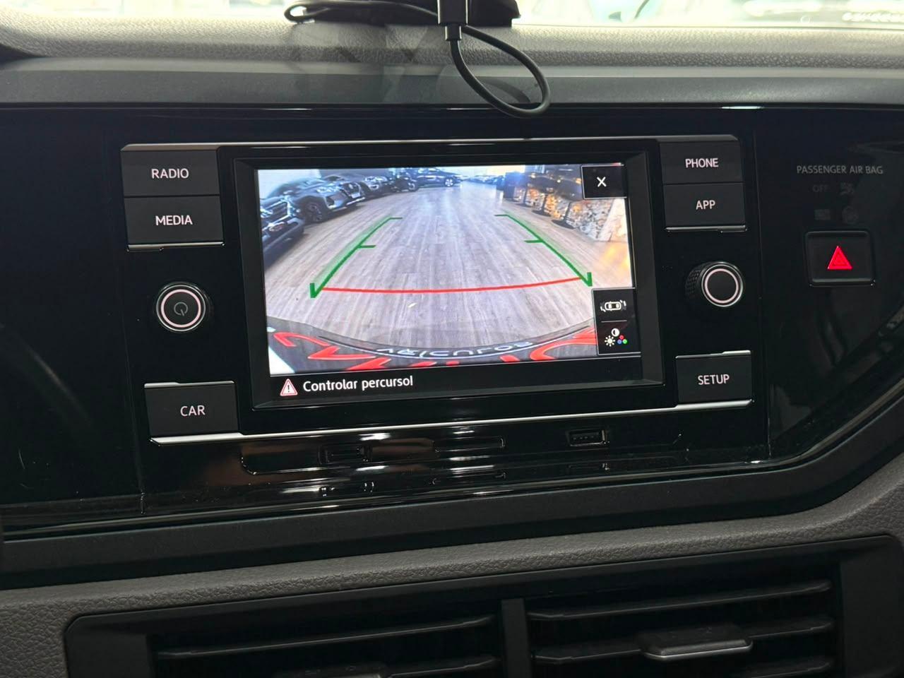 Foto numero 6 do veiculo Volkswagen Polo Comfort. 200 TSI 1.0 Flex 12V Aut.  - Prata - 2019/2020