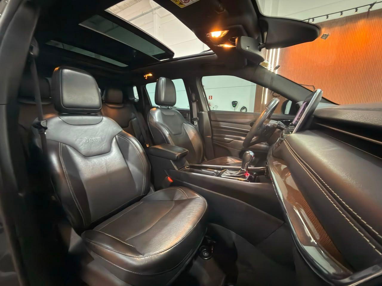 Foto numero 15 do veiculo Jeep Compass S T270 1.3 TB 4x2 Flex Aut.  - Cinza - 2021/2022