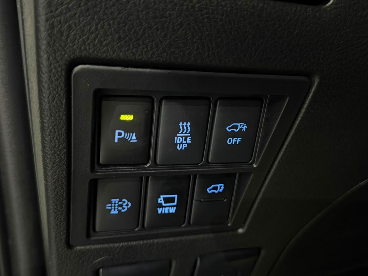 Foto numero 12 do veiculo Toyota Hilux SW4  - Branca - 2022/2022