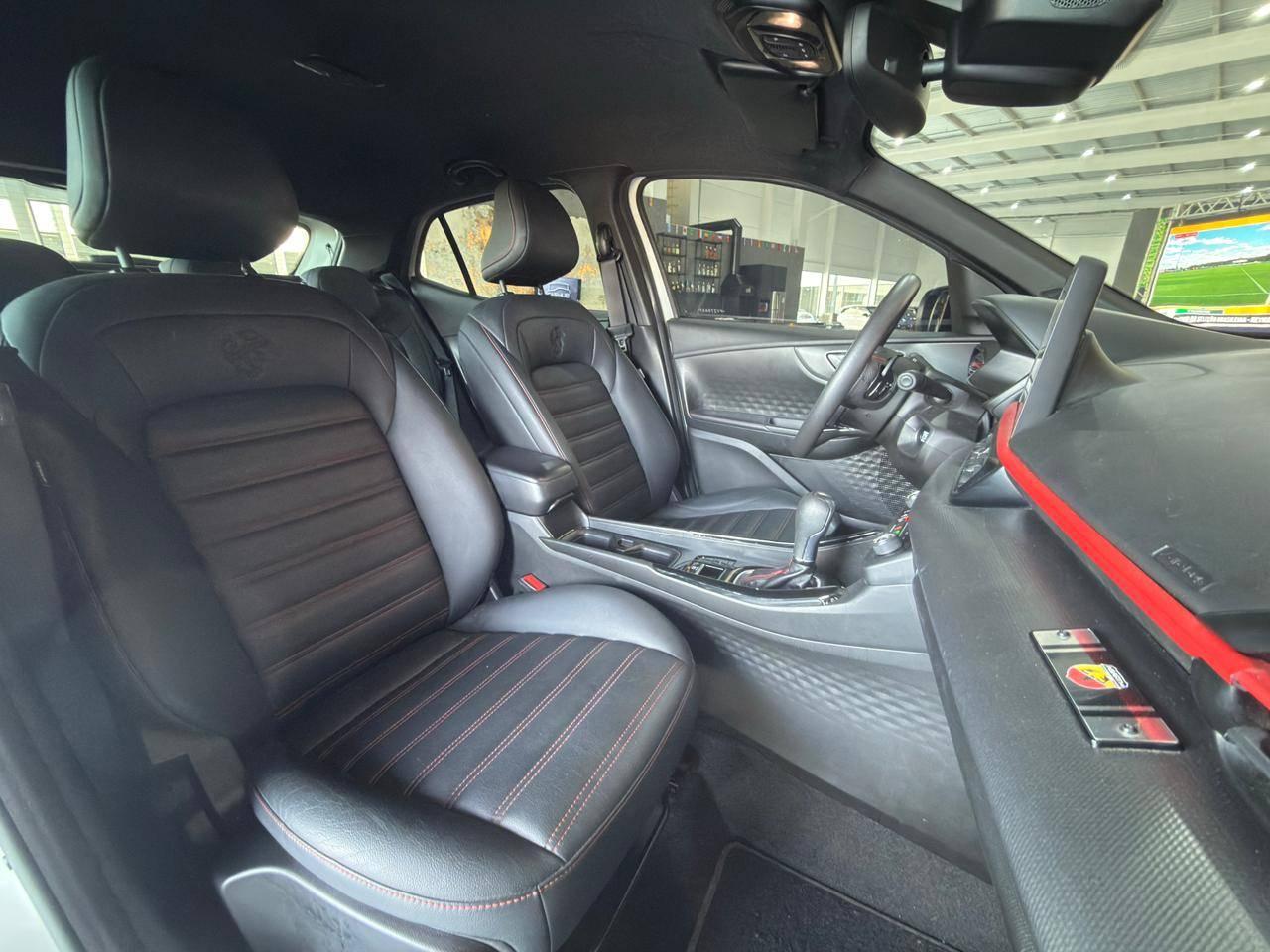 Foto numero 12 do veiculo Fiat Pulse ABARTH 1.3 Turbo 16V Flex Aut.  - Branca - 2023/2023