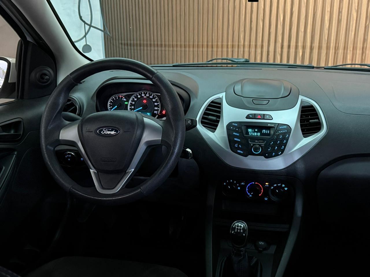Foto numero 15 do veiculo Ford KA 1.0 SE/SE Plus TiVCT Flex 5p - Branca - 2017/2018