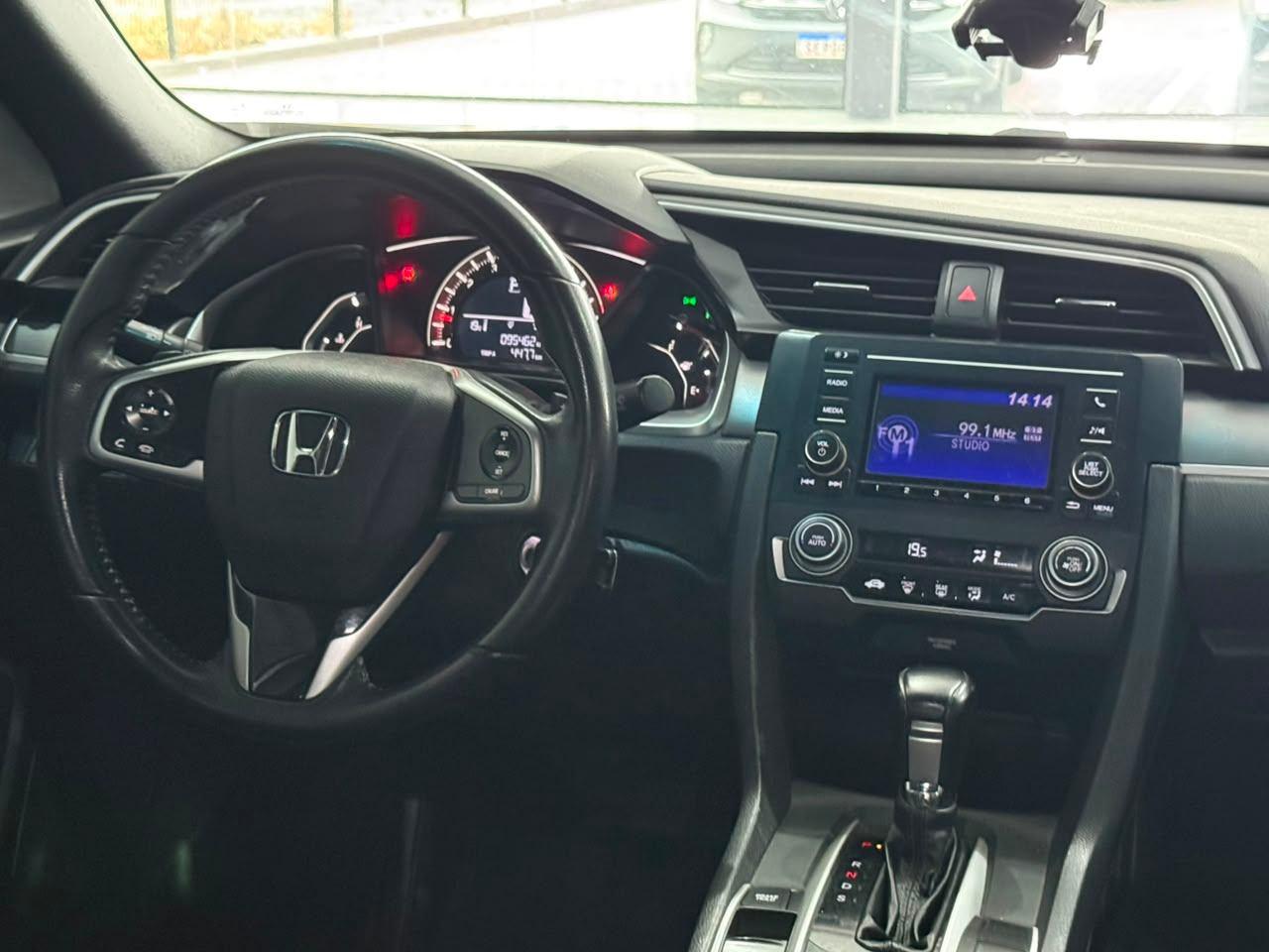 Foto numero 12 do veiculo Honda Civic EX CVT - Prata - 2016/2017