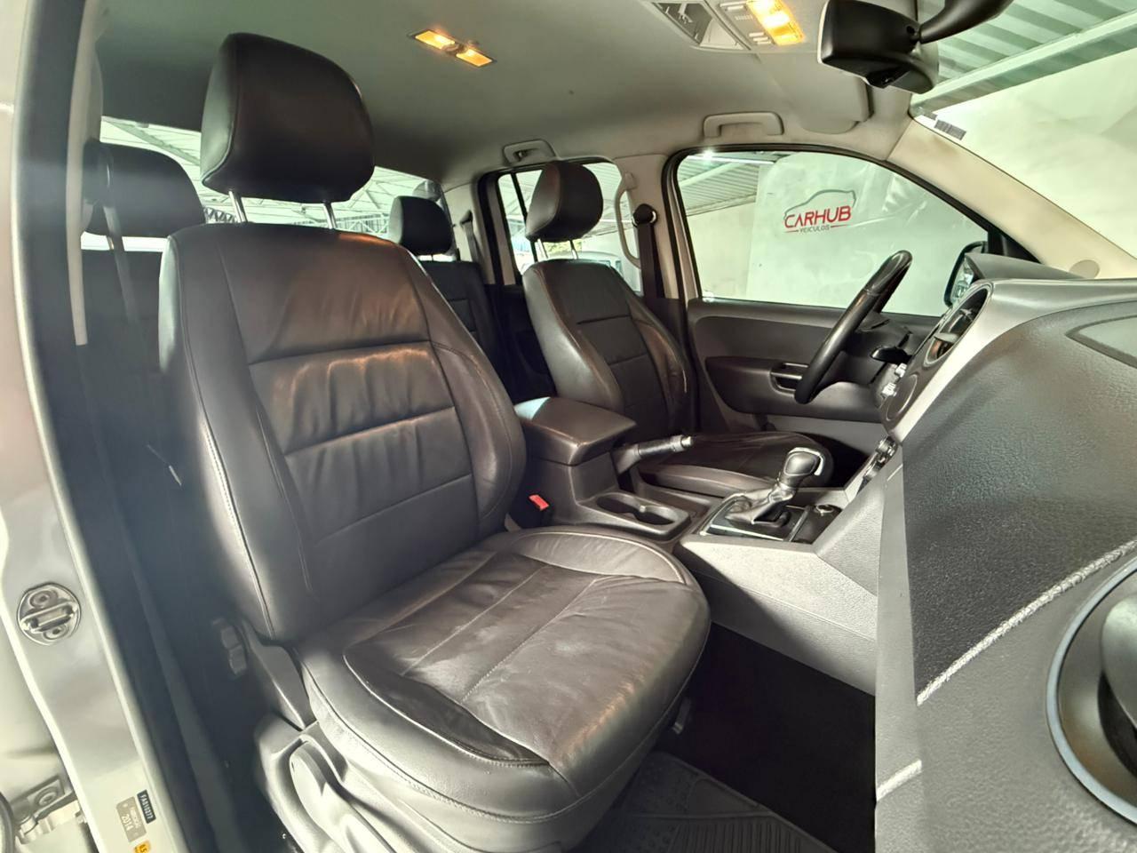 Foto numero 14 do veiculo Volkswagen Amarok High.CD 2.0 16V TDI 4x4 Dies. Aut  - Prata - 2014/2015