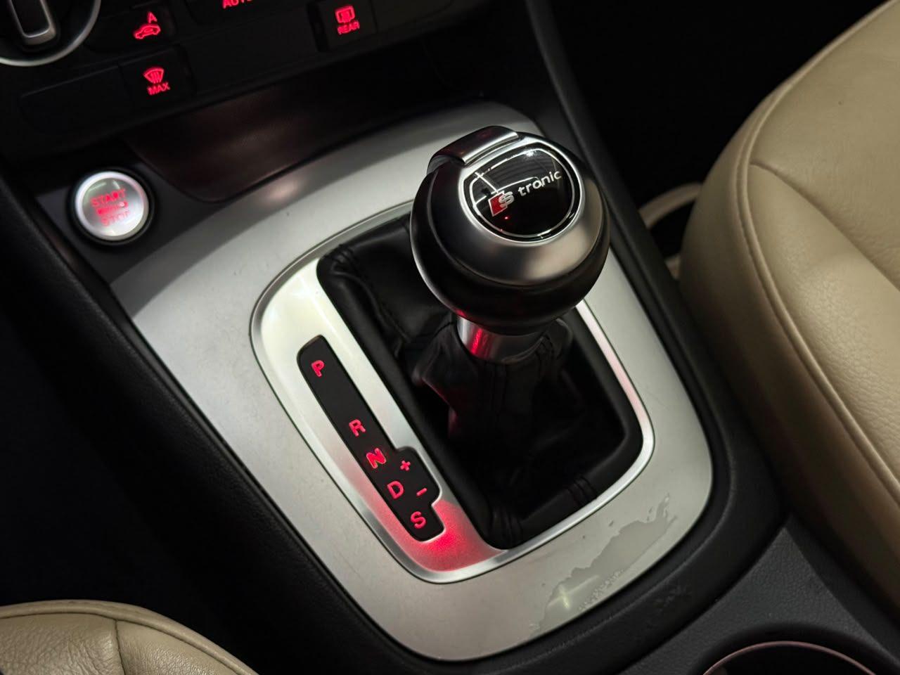 Foto numero 9 do veiculo Audi Q3 1.4 TFSI/TFSI Flex S-tronic 5p - Cinza - 2017/2017