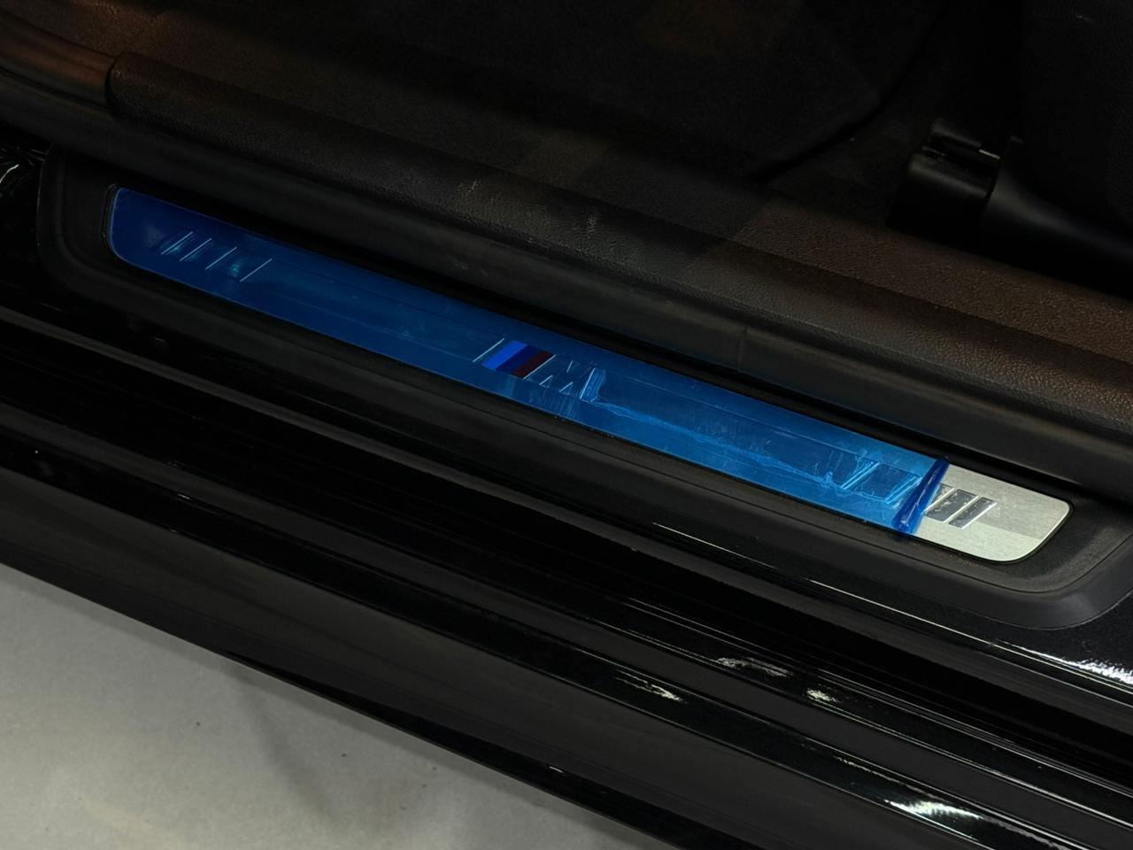 Foto numero 11 do veiculo BMW 320i M SPORT FLEX - Preta - 2024/2024