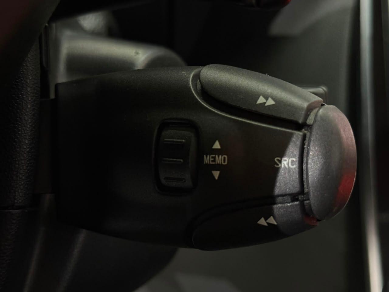 Foto numero 9 do veiculo Citroën C3 Tendance 1.6 VTi Flex Start 16V Aut.  - Branca - 2016/2017