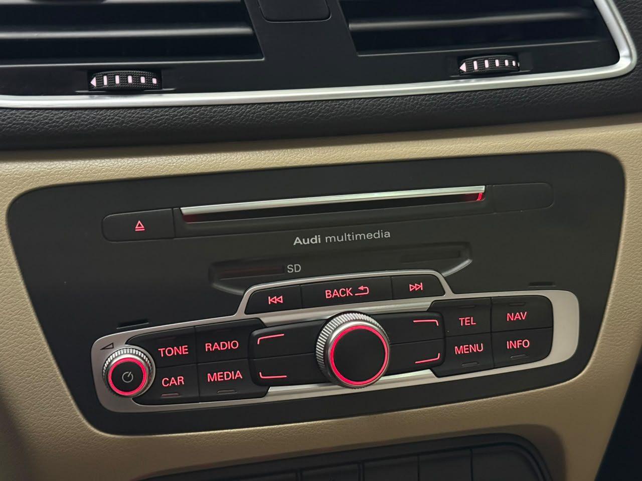 Foto numero 8 do veiculo Audi Q3 1.4 TFSI/TFSI Flex S-tronic 5p - Cinza - 2017/2017
