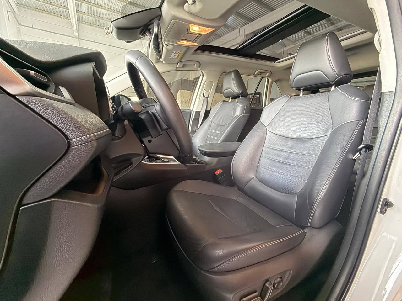 Foto numero 12 do veiculo Toyota RAV-4 - Branca - 2021/2021