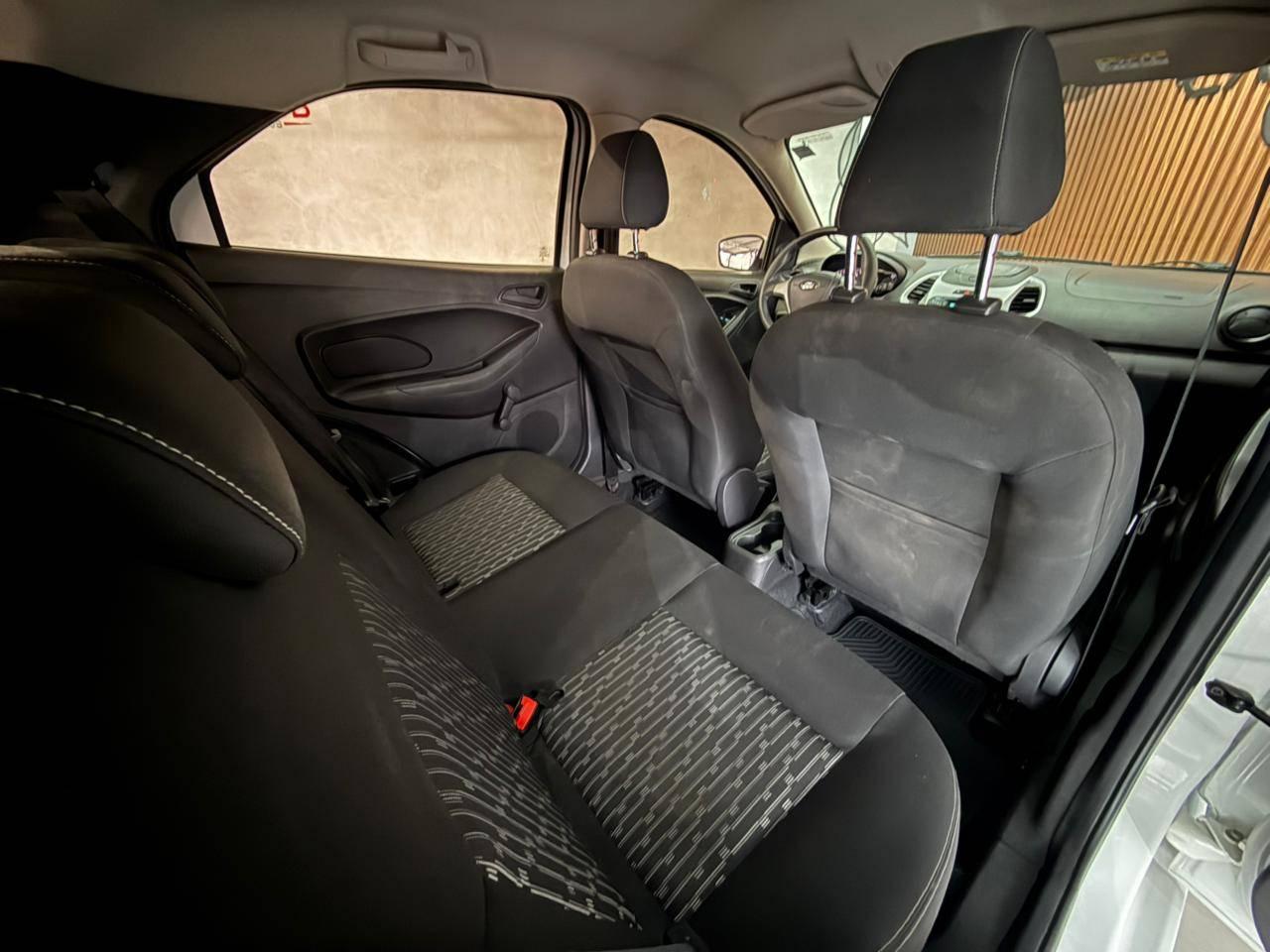 Foto numero 13 do veiculo Ford KA 1.0 SE/SE Plus TiVCT Flex 5p - Branca - 2017/2018