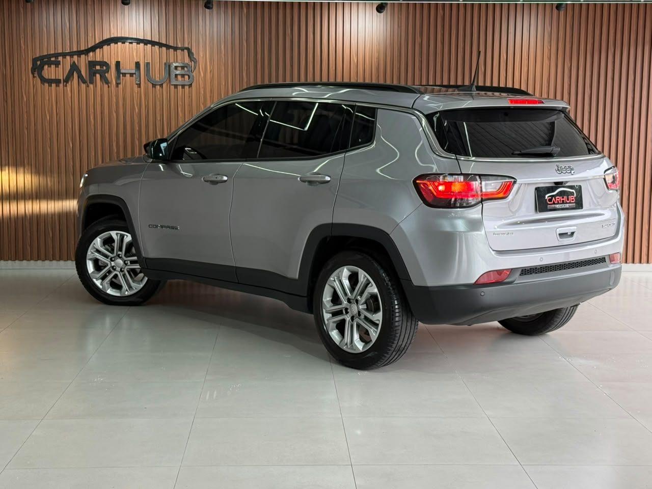 Foto numero 2 do veiculo Jeep Compass SPORT T - Prata - 2025/2025