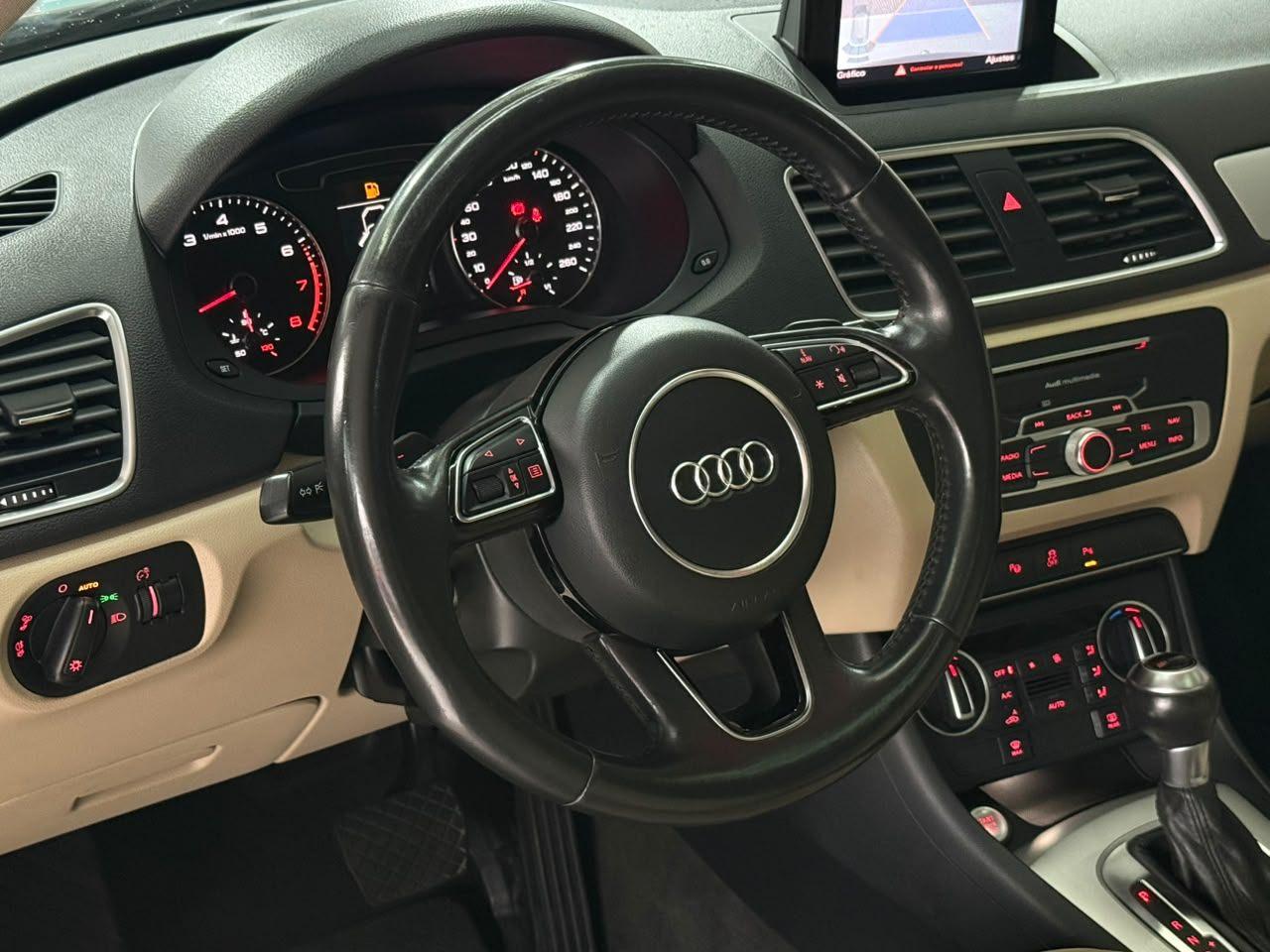 Foto numero 4 do veiculo Audi Q3 1.4 TFSI/TFSI Flex S-tronic 5p - Cinza - 2017/2017