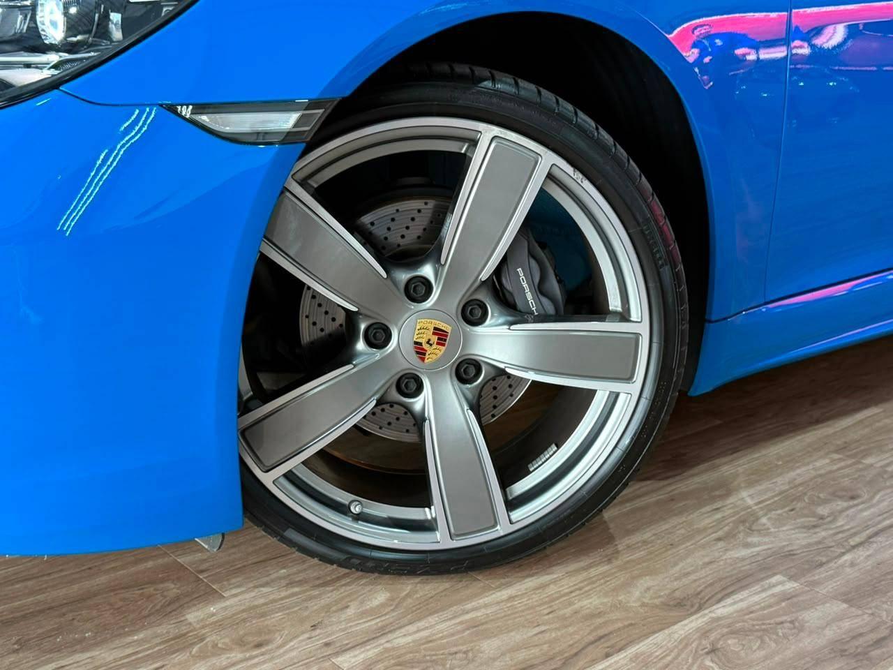 Foto numero 15 do veiculo Porsche 718 Cayman 2.0 300cv - Azul - 2023/2024