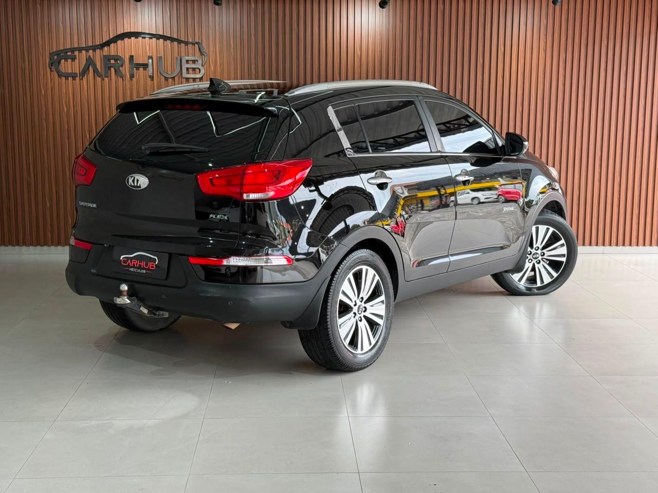 Foto numero 3 do veiculo Kia Sportage EX 2.0 16V/ 2.0 16V Flex Aut.  - Preta - 2014/2015