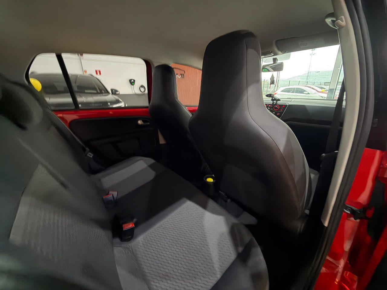 Foto numero 11 do veiculo Volkswagen Up move 1.0 TSI Total Flex 12V 5p - Vermelha - 2017/2018