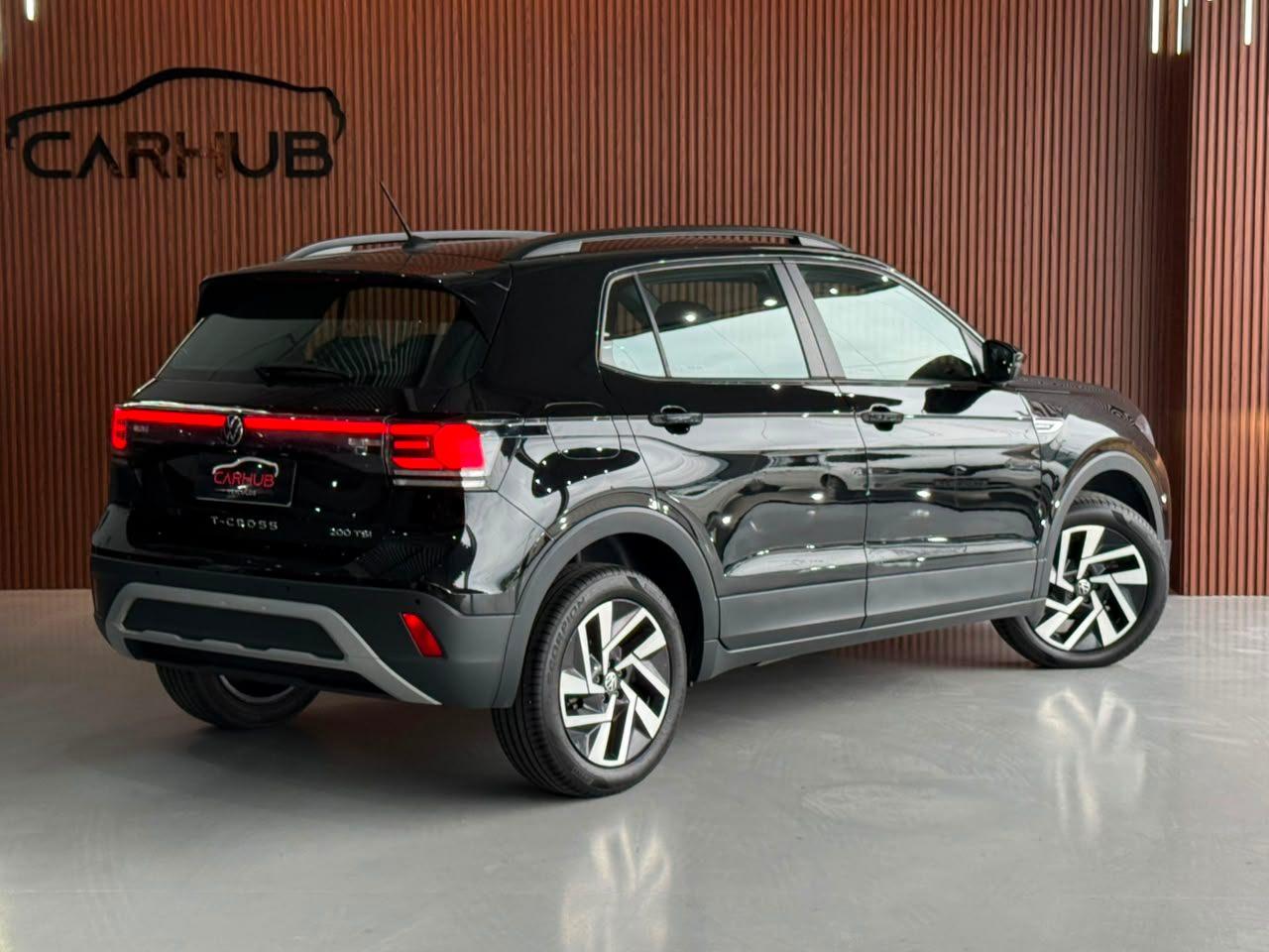 Foto numero 3 do veiculo Volkswagen T-Cross 200 TSI 1.0  Flex 12V 5p Aut. - Preta - 2024/2025