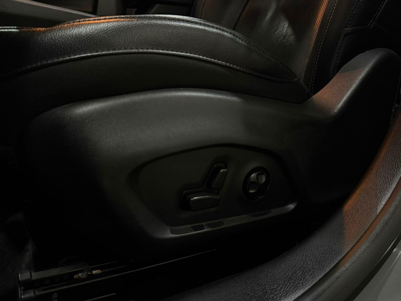 Foto numero 10 do veiculo Jeep Compass S T270 1.3 TB 4x2 Flex Aut.  - Cinza - 2021/2022