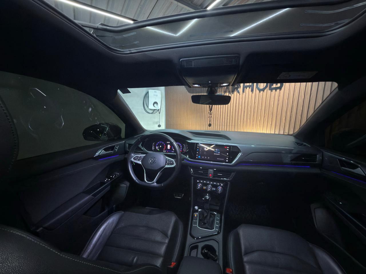 Foto numero 17 do veiculo Volkswagen Taos Highline 1.4 250 TSI Flex Aut. - Branca - 2021/2022